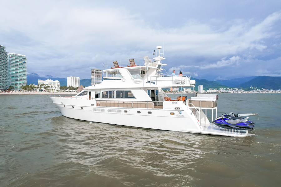 92 ft President Yacht Charter in Puerto Vallarta